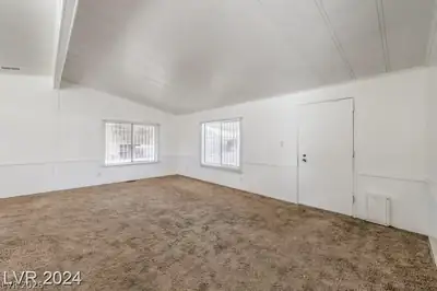 3350 Isle Royale Drive, Las Vegas, NV 89122 