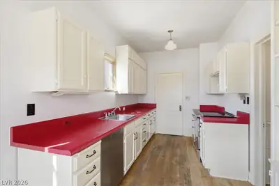 324 Nevada Way, Boulder City, NV 89005 Kitchen
