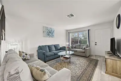 6464 Big Pine Way, Las Vegas, NV 89108 Living Room