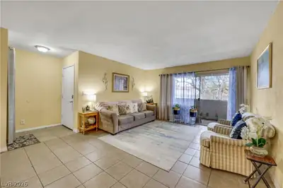 1455 East Katie Avenue L22, Las Vegas