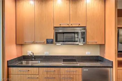 2000 Fashion Show Drive 3919, Las Vegas, NV 89109 Kitchen