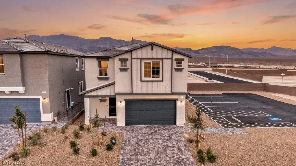 849 Kassie Lake Way, North Las Vegas, NV 89084