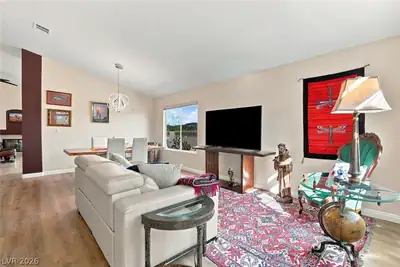 1057 Armillaria Street, Henderson, NV 89011 Living Room