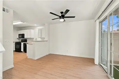 690 Corte Madera Avenue, Henderson, NV 89015 Dining Area