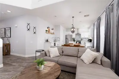 8978 Castledowns Street, Las Vegas, NV 89148 
