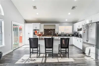 4337 Silvercrest Court, North Las Vegas, NV 89032 Kitchen