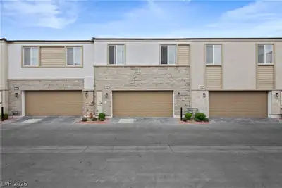 879 North East Apatite Place, Henderson, NV 89011 Front of Structure