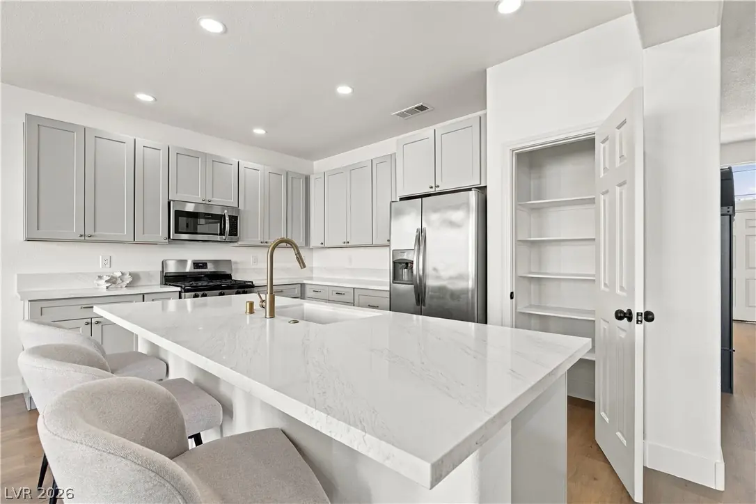 8916 Loggers Mill Avenue, Las Vegas, NV 89143