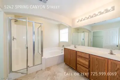 5242 Spring Canyon Street, North Las Vegas, NV 89081 Primary Bathroom