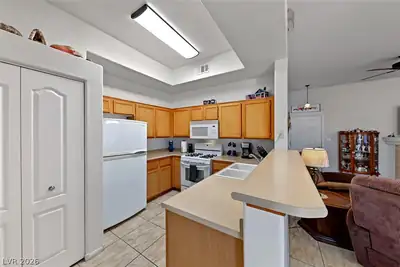 700 Carnegie Street 3714, Henderson, NV 89052 Kitchen