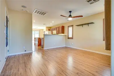 5280 Judkins Drive, Las Vegas, NV 89122 Living Room