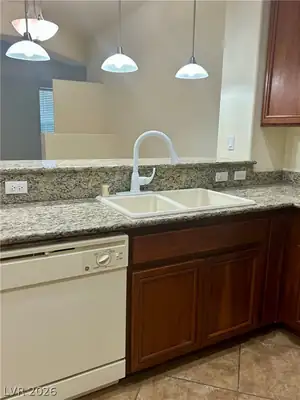 62 East Serene Avenue 310, Las Vegas, NV 89123 Kitchen