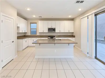 516 Founders Creek Avenue, North Las Vegas, NV 89084 