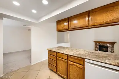 1615 Abby Avenue, Henderson, NV 89014 Kitchen