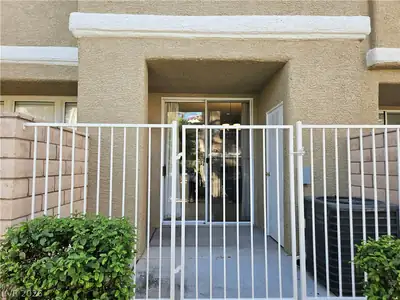 251 South Green Valley Parkway 4714, Henderson, NV 89012 Patio