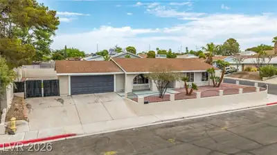 1402 Esther Drive, Boulder City, NV 89005 Front of Structure