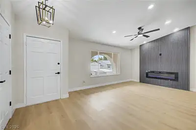 1402 Esther Drive, Boulder City, NV 89005 Living Room