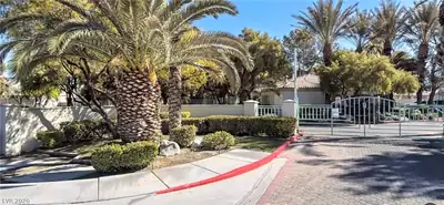 6480 Annie Oakley Drive 524, Las Vegas, NV 89120 