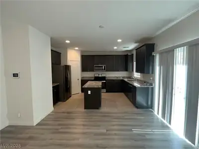 5340 Loxley Court, Las Vegas, NV 89122 Kitchen