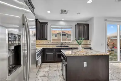 3814 Stadium Avenue, Las Vegas, NV 89120 Kitchen