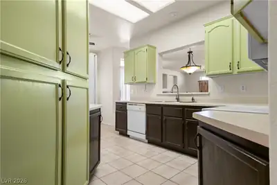 3349 Partridge Run Street, Laughlin, NV 89029 Kitchen