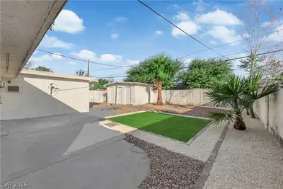 2200 East Evans Avenue, North Las Vegas, NV 89030 Yard