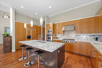 1 Darcy Court, Henderson, NV 89052 Kitchen