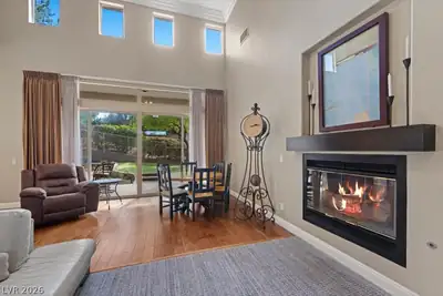 1 Darcy Court, Henderson, NV 89052 Living Room