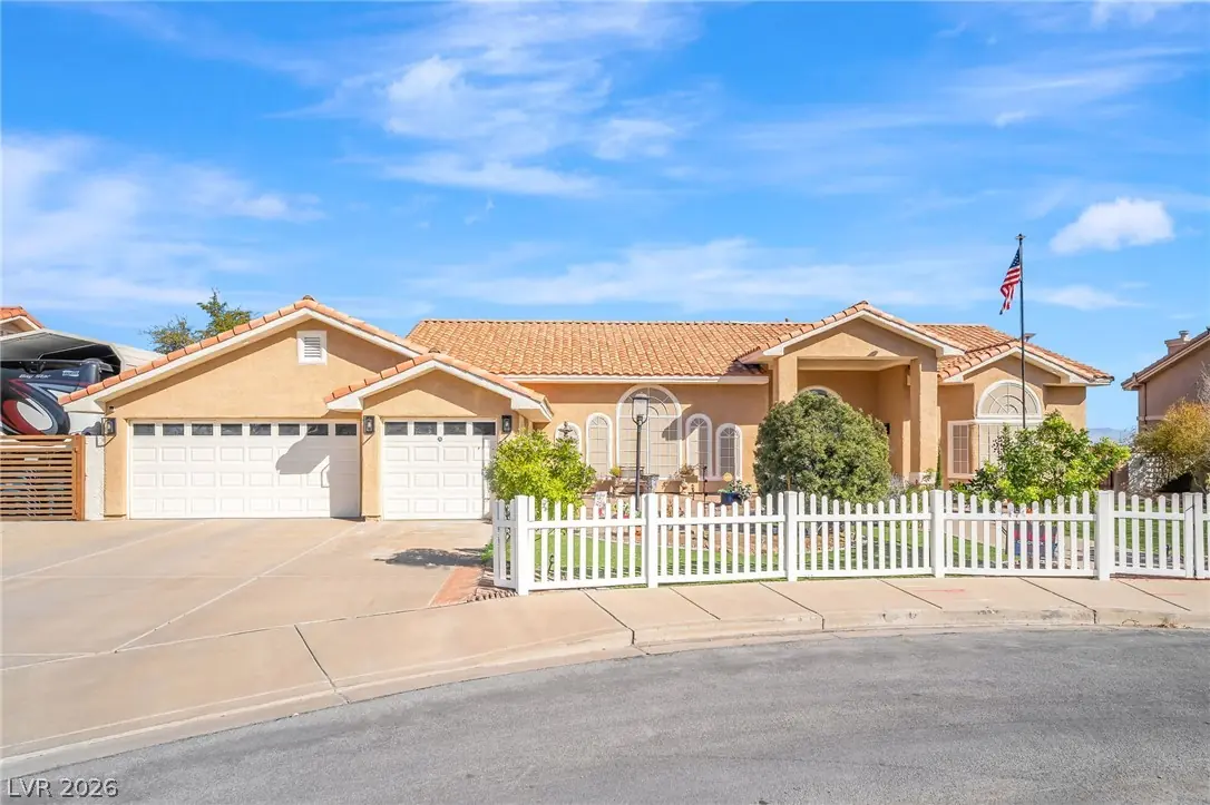 396 East Country Club Drive, Henderson, NV 89015