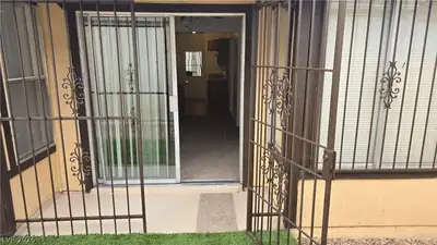 79 North Christy Lane, Las Vegas, NV 89110 Patio