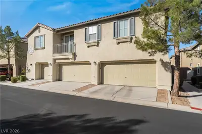 6255 West Arby Avenue 202, Las Vegas, NV 89118 