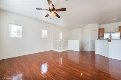 6255 West Arby Avenue 202, Las Vegas, NV 89118 