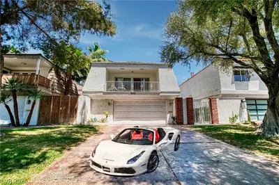 940 Vegas Valley Drive, Las Vegas