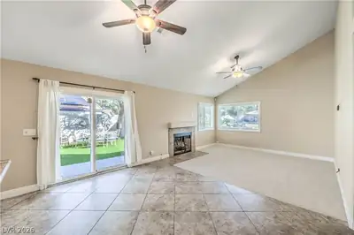 2101 Sun Swept Way, Henderson, NV 89074 Living Room