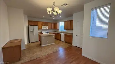 8024 Sundance Valley Drive, Las Vegas, NV 89178 Kitchen