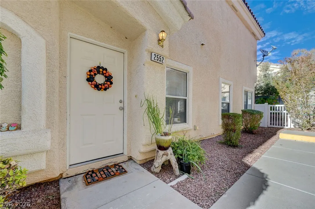 2552 Land Rush Drive, Henderson, NV 89002
