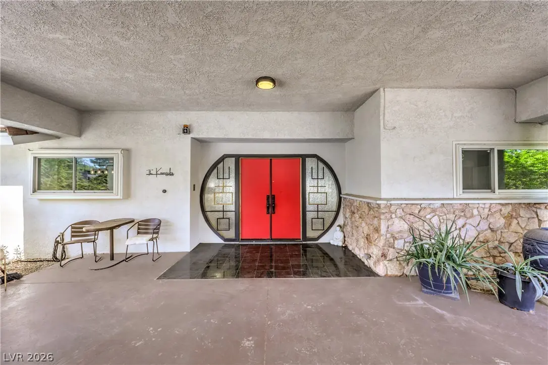 2020 Silver Avenue, Las Vegas, NV 89102