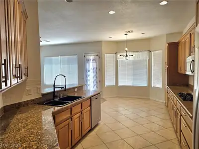 2273 Pacini Court, Henderson, NV 89052 Kitchen