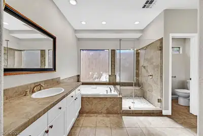 1727 Sand Storm Drive, Henderson, NV 89074 Primary Bathroom