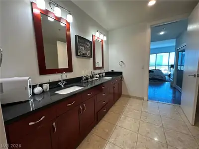 4575 Dean Martin Drive 2907, Las Vegas, NV 89103 Primary Bathroom