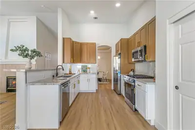1991 Songbird Court, Henderson, NV 89012 Kitchen