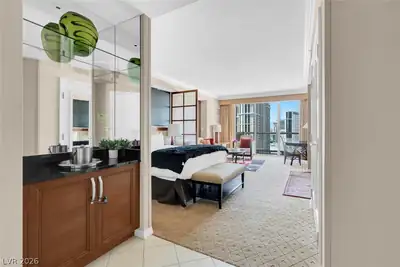 145 East Harmon Avenue 2215, Las Vegas, NV 89109 Bedroom