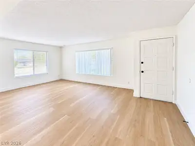 7097 Hillcroft Way, Las Vegas, NV 89147 