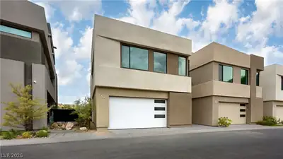 60 Lakefront Drive Henderson, NV 89011
