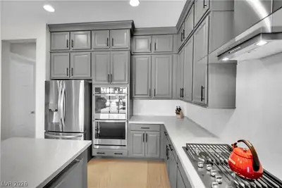 11724 Hatchling Avenue, Las Vegas, NV 89138 Kitchen