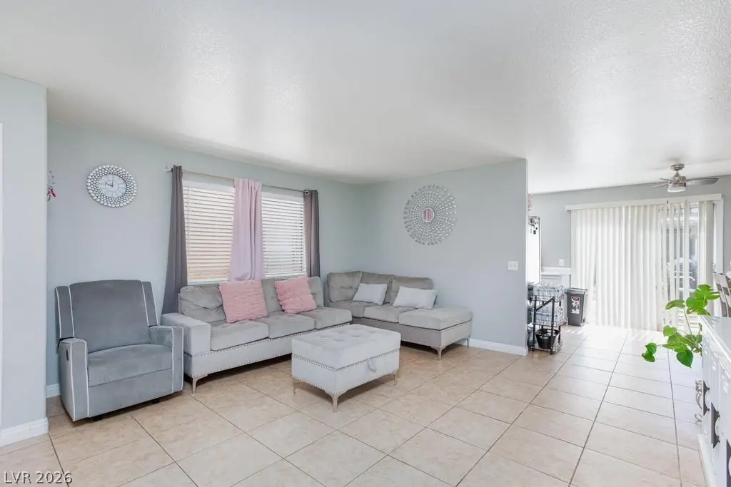 8009 Draco Circle 101, Las Vegas, NV 89128