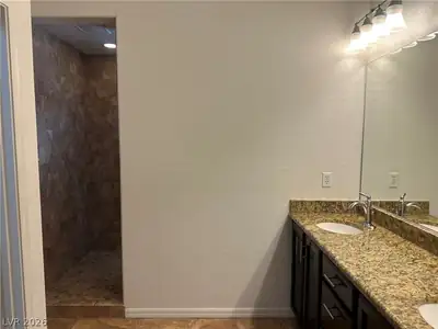 11241 Pismo Dunes Court, Las Vegas, NV 89135 Primary Bathroom