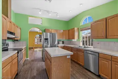 248 Cannes Street, Henderson, NV 89015 Kitchen