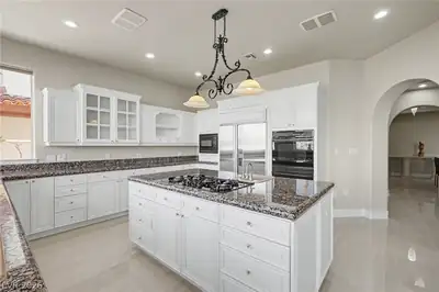27 Grand Miramar Drive, Henderson, NV 89011 Kitchen