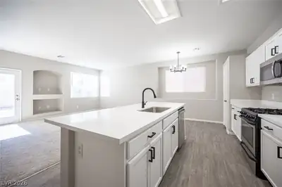 7617 Eminence Court, Las Vegas, NV 89131 Kitchen
